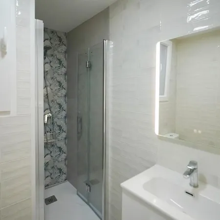 Desigual Apartamento Con Ac * גאנדיה